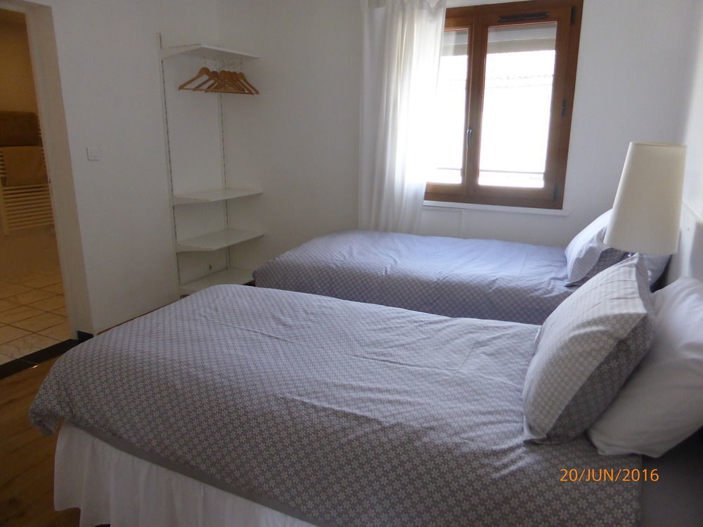 Bedbreakfastbikespyrenees Bed & Breakfast Loubieres Exterior photo